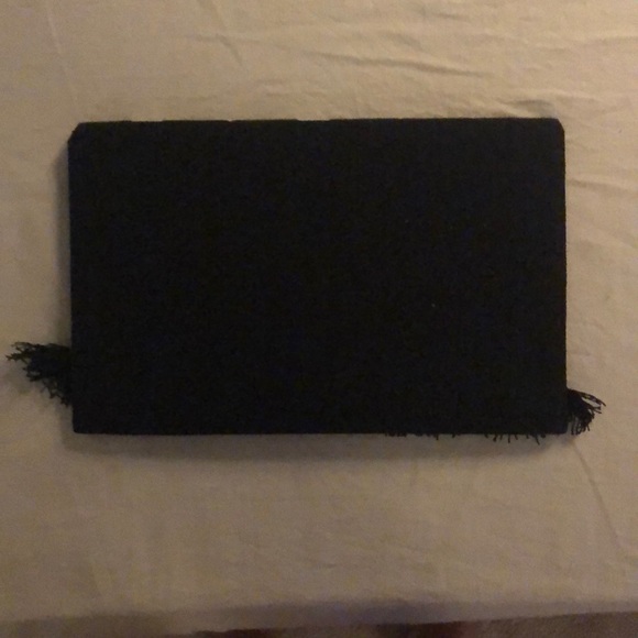 Clutch - Picture 3 of 3